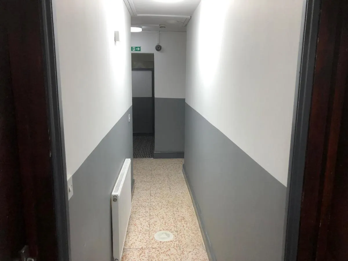 Barking Park Hotel 2*, Μπάρκινγκ